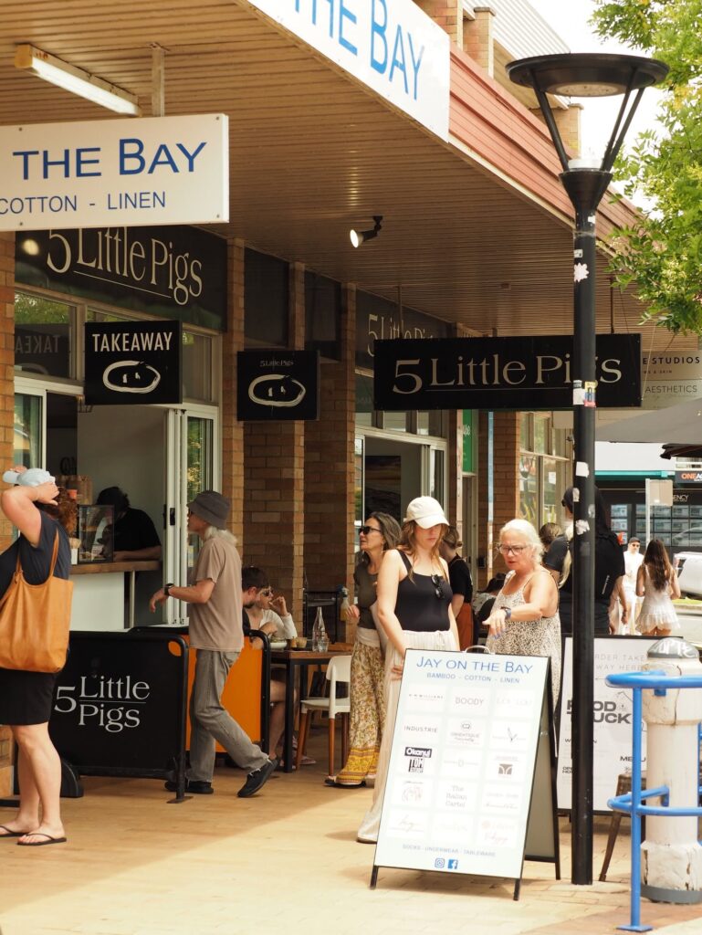 Exterior of 5 Little Pigs café and takeaway in Huskisson town centre.