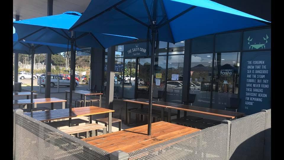 Outdoor seating area at The Salty Crab Seafood Shack in Vincentia, Jervis Bay